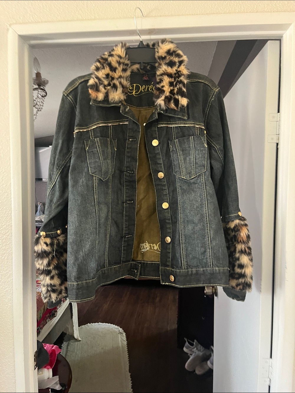 Dereon Black Denim Jacket with Leopard Faux-Fur Trim